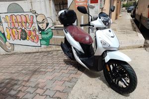 Sym Symphony 125 e5+