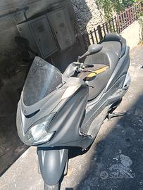 Yamaha majesty