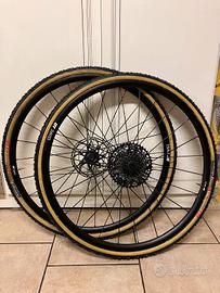 Ruote gravel ciclocross DT Swiss