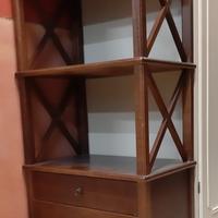 Libreria in arte povera