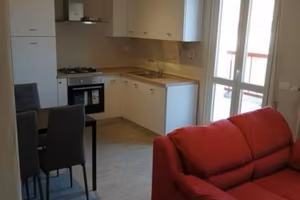 Brescia Bilocale arredato vicino stazione e centro