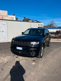 Jeep Grand Cherokee Summit 2017