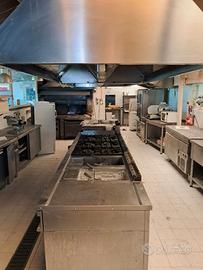 cucina inox ristorante pizzeria Olis