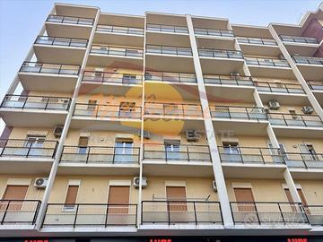 Appartamento con garage scala greca rif2911