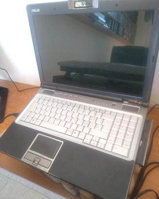 netbook ASUS L50V
15,4"