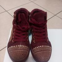 Scarpe sportive snikers