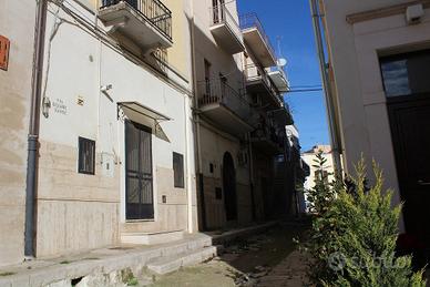 Ufficio Canosa di Puglia [cod. rif6010213VCU]