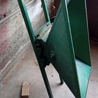 Macchina per pigiare uva