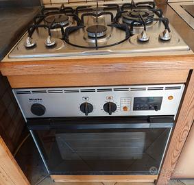 Blocco cucina Miele (Piano cottura + Forno)