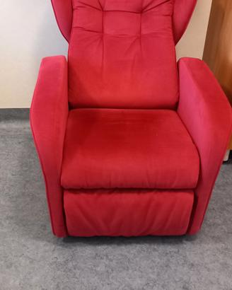 poltrona con alzata assistita