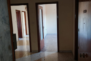 Appartamento di 120 mq circa con annesso box auto