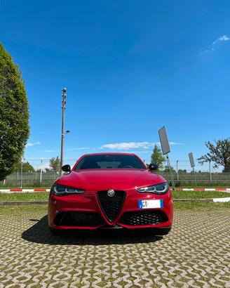Alfa romeo giulia 2.0 280cv veloce