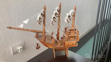 Veliero in legno