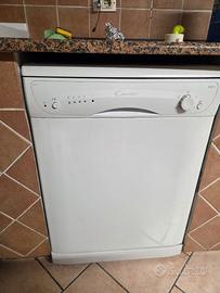 Lavastoviglie Candy CED 110 - Classe tripla A