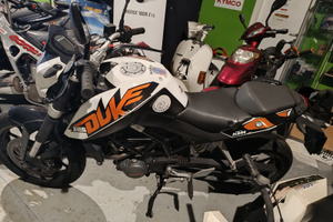 Duke 125 2016