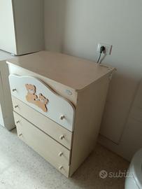 Cassettiera/mobile fasciatoio  per bimbi