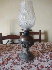 LAMPAA A OLIO IN OTTONE