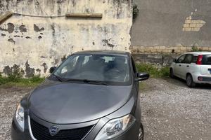 Lancia ypsilon 1200 benzina km80000