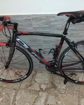 bicicletta da corsa olmo