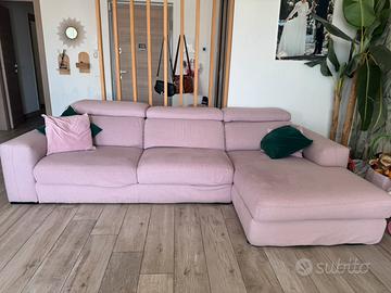Divano rosa