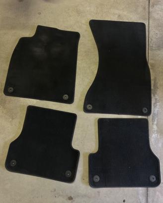 Tappetini originali Audi A6 C7 in moquette (set co