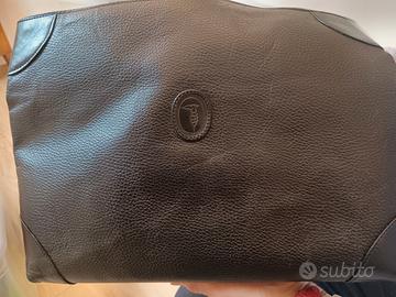 Pochette Trussardi in pelle