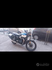 Triumph Bonneville T100