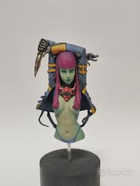busto cyberpunk girl miniatura  dipinta a mano 