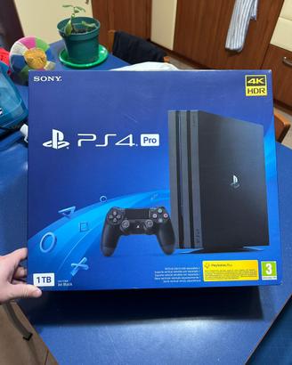 Play station 4 pro 1TB