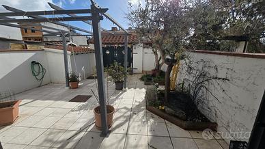 Funtana Buddia-Villetta a schiera con giardino