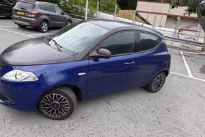 Lancia Ypsilon MomoDesign