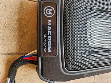 Woofer amplificato