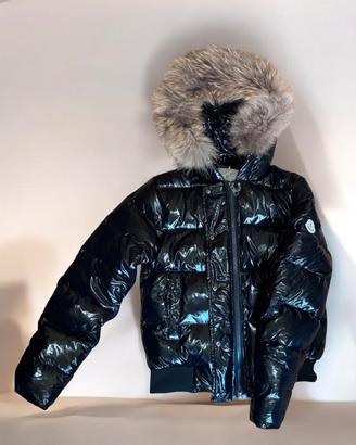 giacca imbottita moncler nera con pelliccia
