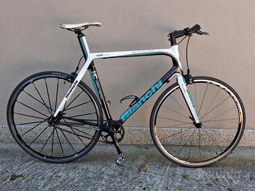 bicicletta bianchi carbonio