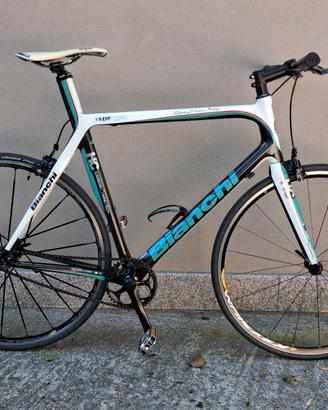 bicicletta bianchi carbonio