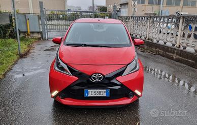 Toyota Aygo 1.0 VVT-i 69 CV 5 porte