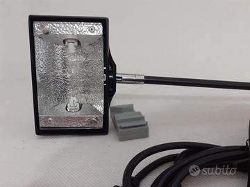 Faretti alogeni - Luce a 150 W - n.7 pezzi