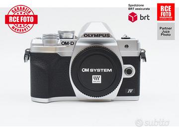 Olympus OM-D E-M10 IV