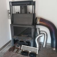 Caminetto a legna palazzetti