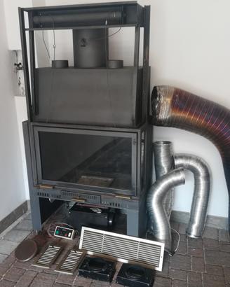 Caminetto a legna palazzetti