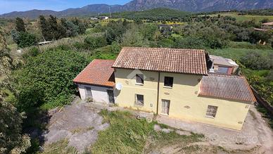 PORZIONE DI BIFAMILIARE A IGLESIAS