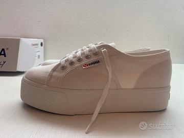 Scarpe Superga con zeppa