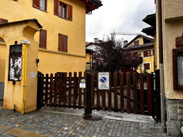 Bardonecchia centralissimo garage in Borgovecchio