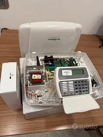 Tecnoalarm TP4-20 GSM+LCD012 Centrale +Tastiera