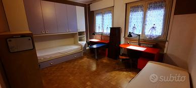 Ampia Stanza singola libera in appartam condiviso