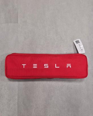 Kit di emergenza stradale Tesla Originale