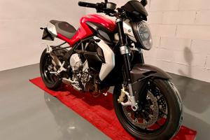 Mv Agusta Brutale 675