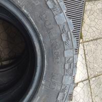 Gomme 235/70/16