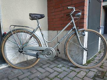bici chiorda grigio da 28 con portapacchi euro 60 