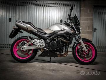 Suzuki GSR 600
